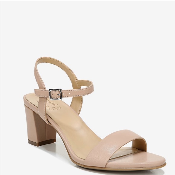 Naturalizer Bristol Sandals - Picture 1 of 3